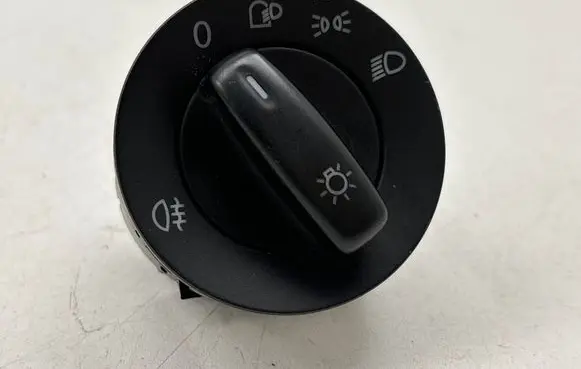 Light switch
