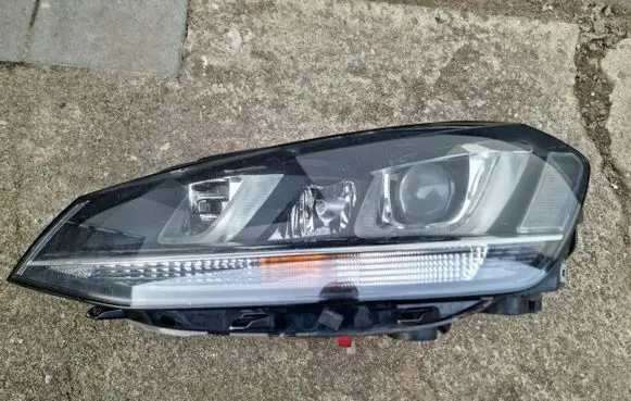 Volkswagen Golf VII Headlight/headlamp 5G1941033