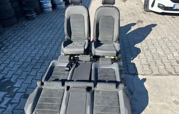 Volkswagen Golf VII Seat set 