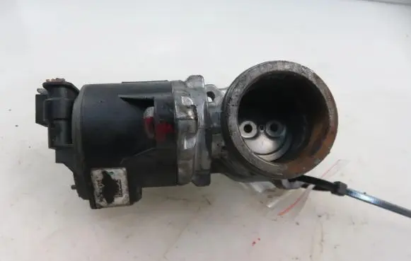 Mercedes-Benz CLA C117 X117 W117 EGR valve A6511400560
