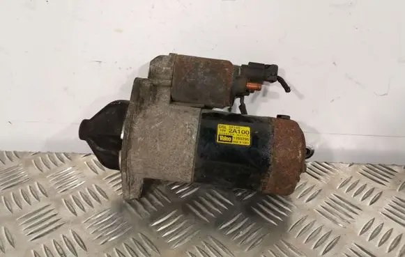 Hyundai i30 Starter motor 1250295 2A100
