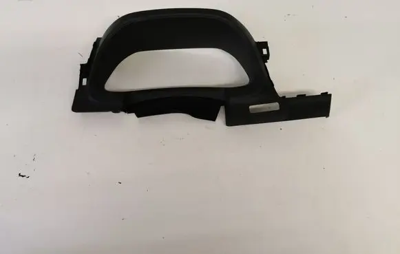 Nissan Leaf II (ZE1) Dashboard trim 682405SK0B