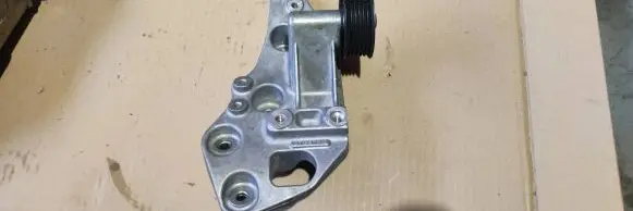 Maserati Levante Engine mounting bracket 2788745