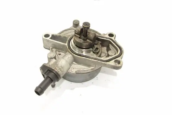Hyundai i30 Vacuum pump 288102A101