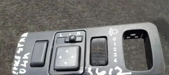 Mitsubishi Space Star Headlight level height control switch LK04001000 MR114337