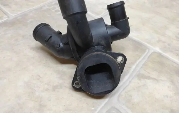 Volkswagen Sharan Thermostat V7549004 03L121111