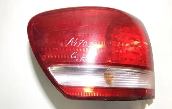 Toyota Avensis Verso Rear/tail lights