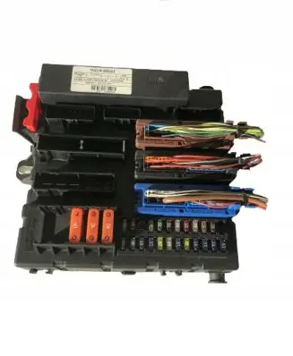 Opel Signum Fuse module 13170895