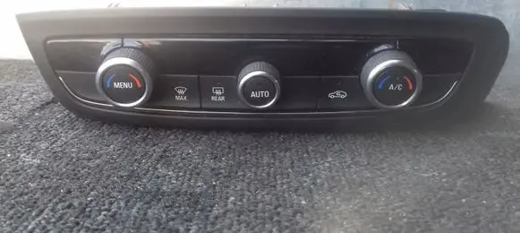 Opel Crossland X Climate control unit 98226305YX