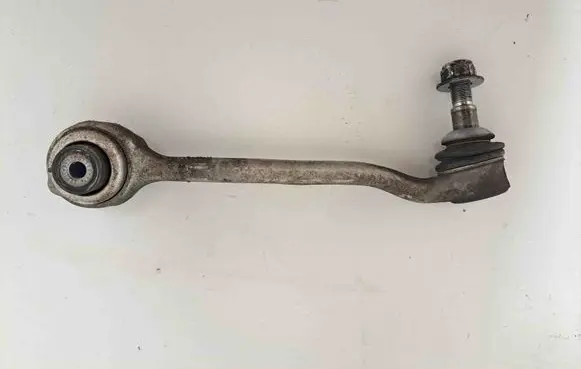 Front lower control arm/wishbone