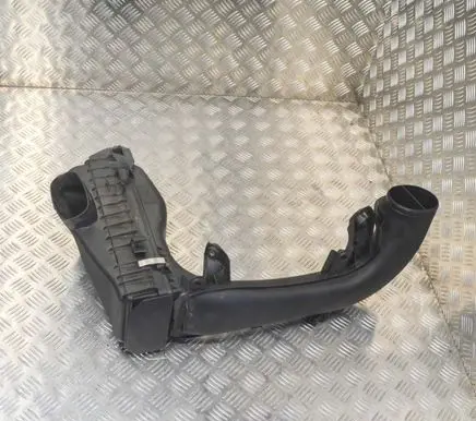 BMW 4 F32 F33 Air filter box 8573869 8573761