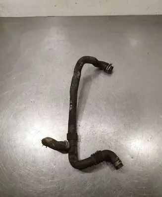 Subaru Legacy Engine coolant pipe/hose