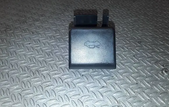 Mazda 6 Engine bonnet (hood) release handle