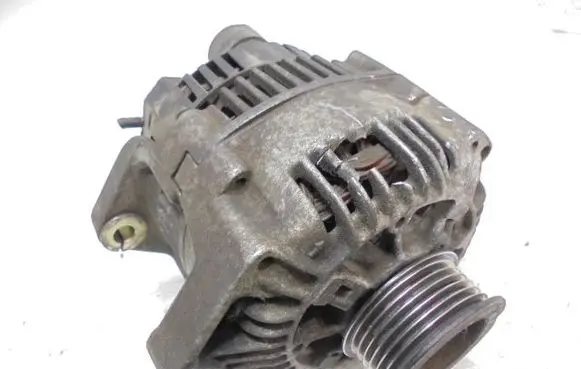Renault Laguna I Generator/alternator 7700857073
