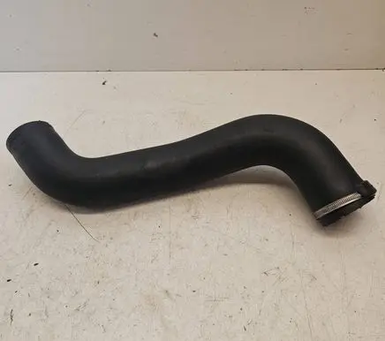 Intercooler hose/pipe