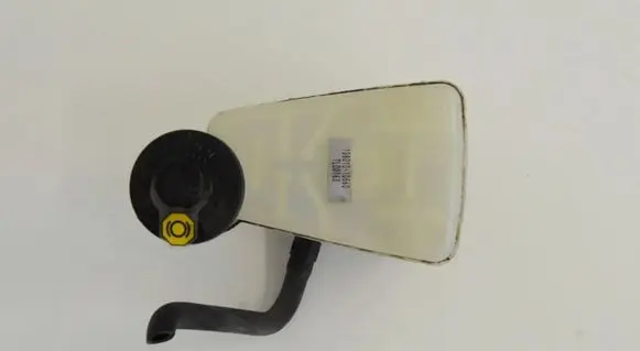Lexus GS 300 350 430 450H Brake fluid reservoir 13231190050