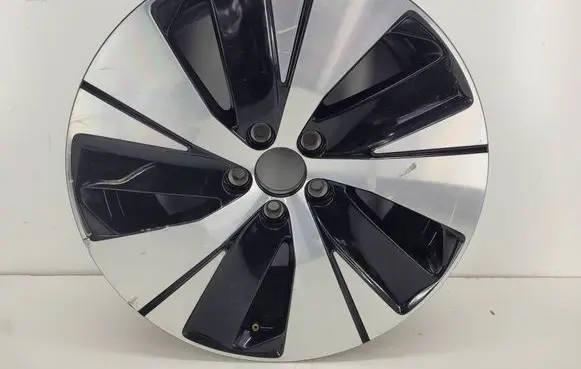 Volvo XC40 R18 alloy rim 31680403 SP31680403