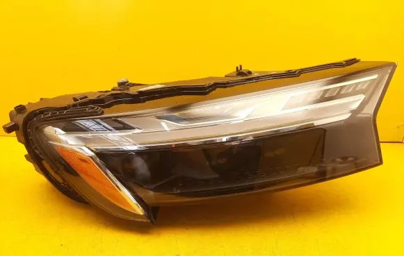 Audi Q7 4M Headlight/headlamp 4M0941086F