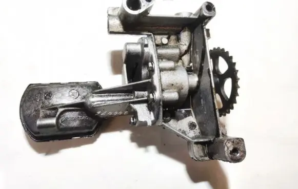 Peugeot 307 Oil pump 9632075280 9638783980