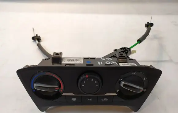 Hyundai i20 (GB IB) Climate control unit 97250C8110