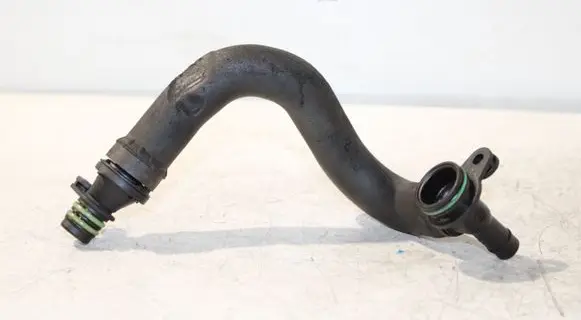 Audi A3 S3 8V Breather/breather pipe/hose 04E103175D