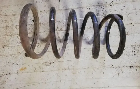 Nissan X-Trail T30 Rear coil spring NOCODE