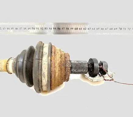 Volkswagen Golf V Front driveshaft