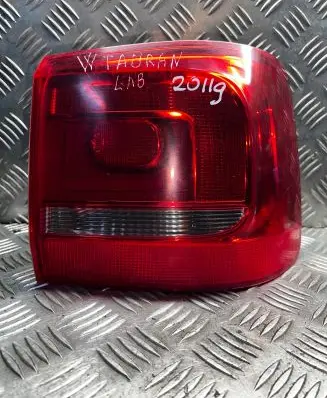 Volkswagen Touran II Rear/tail lights