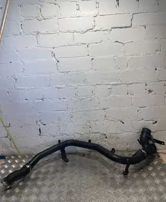 Audi Q7 4L Intercooler hose/pipe 7L6145770B