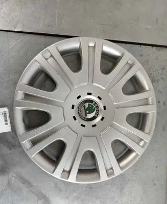 Skoda Octavia Mk3 (5E) R15 wheel hub/cap/trim 1Z0601147E