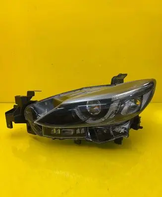 Mazda 6 Headlight/headlamp 6GJ