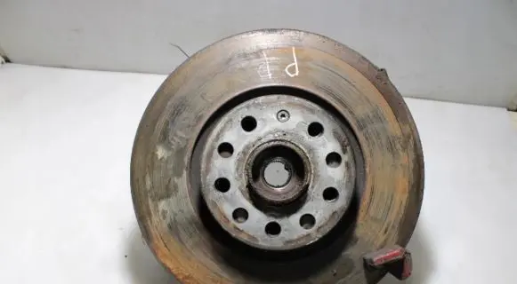 Volkswagen PASSAT B6 Front wheel hub spindle knuckle
