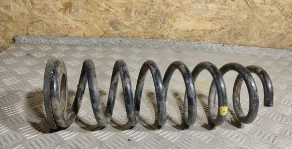 Mitsubishi Outlander Rear coil spring