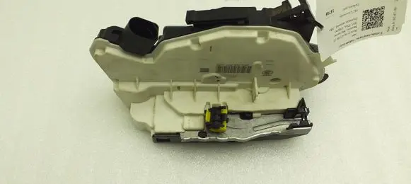 Seat Ibiza IV (6J,6P) Rear door lock 6J0839016C