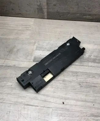 Antenna control unit