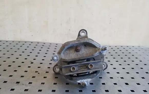 Audi Q5 SQ5 Gearbox mount 8K0399151