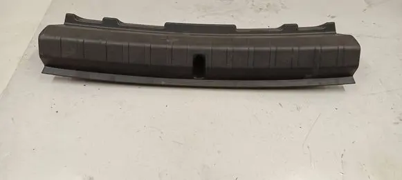 Trunk/boot sill cover protection