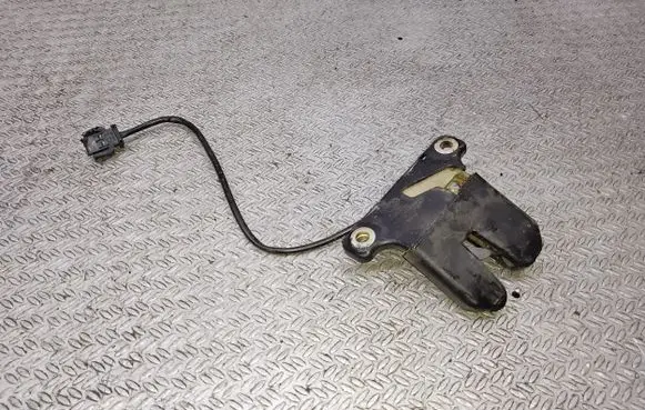 Audi A8 S8 D2 4D Tailgate/trunk/boot lock/catch/latch
