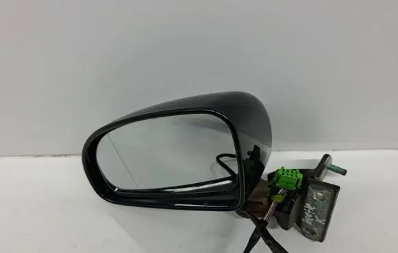 Volkswagen New Beetle Front door electric wing mirror E1010545