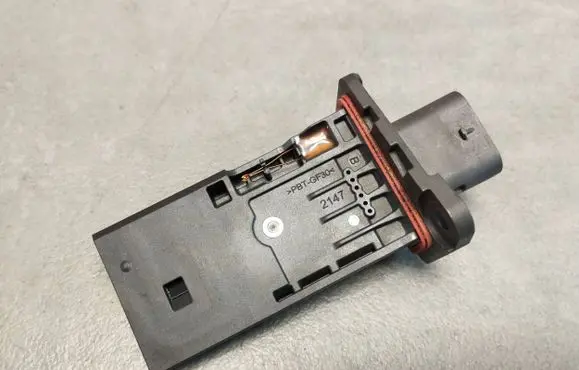 BMW 7 G11 G12 Mass air flow meter 8605565 2242146 0280218324