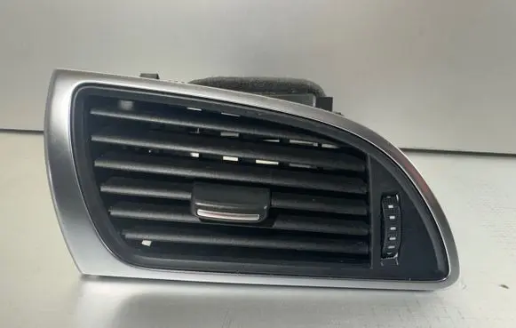 Audi A6 S6 C7 4G Dashboard side air vent grill/cover trim 4G2820901 9026400