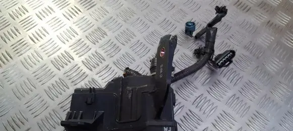 Toyota Corolla Verso AR10 Fuse box set