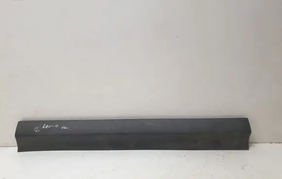 Toyota RAV 4 (XA40) Front door trim (molding) 7507342010