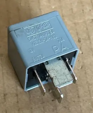 Ford Mondeo Mk III Other relay 5M5T14B192EA BUTZA