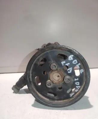 Volkswagen Golf IV Power steering pump 