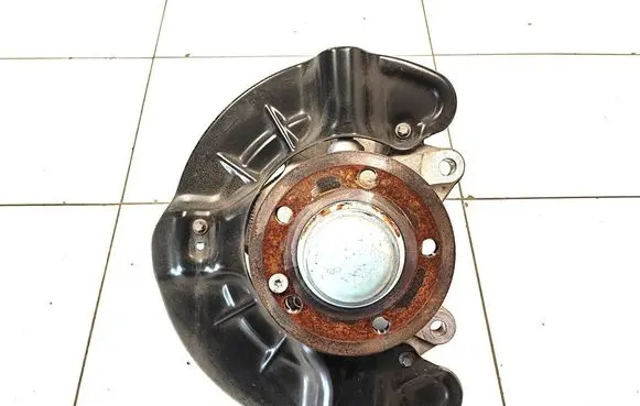 Mercedes-Benz EQA Front wheel hub A2473320200