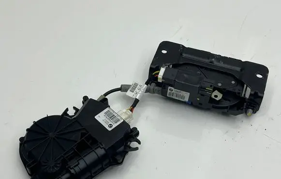 BMW X3 F25 Tailgate/trunk/boot lock/catch/latch 912935103 16367210 51244878781
