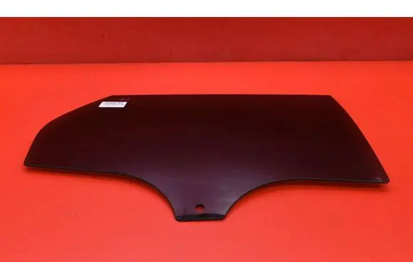 Ford Focus ST Rear door window glass
