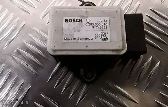 Fiat Linea ESP (stability system) control unit 0265005616 51746232