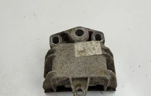 Seat Alhambra (Mk1) Engine mount bracket 7M3199555